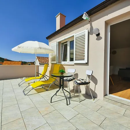 Holiday home House Of Pleasant Dreams By Interhome